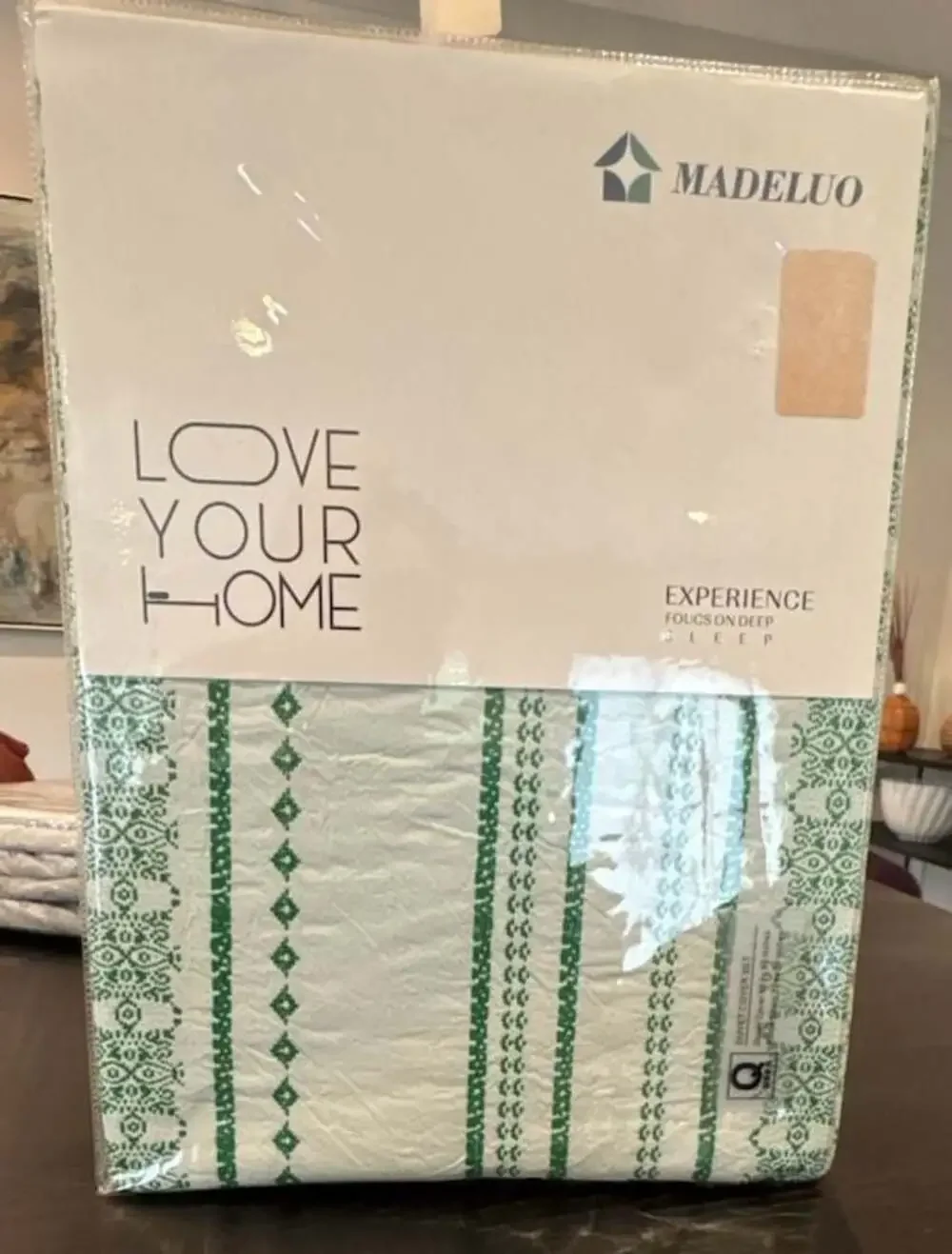 MADELUO Green and White Striped Pattern Duvet Cover Set 3 piece NEW